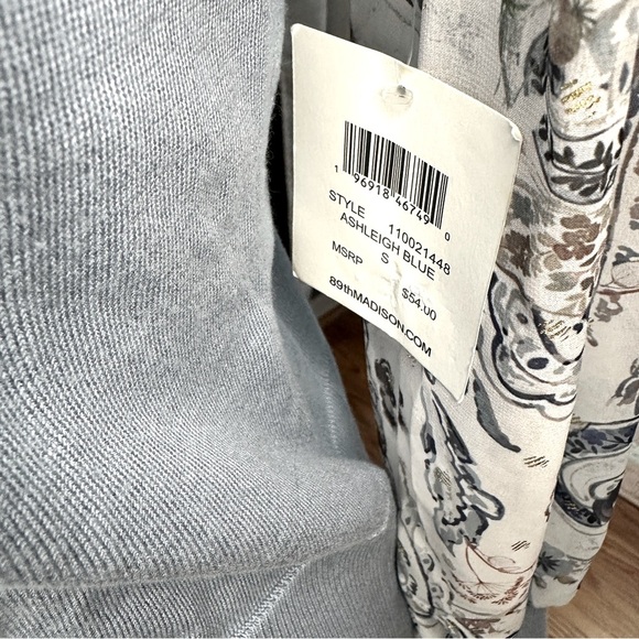 89th + Madison Ashleigh Faux Wrap Sweater Paisley Chiffon Sleeve Size Small NWT - Picture 9 of 12
